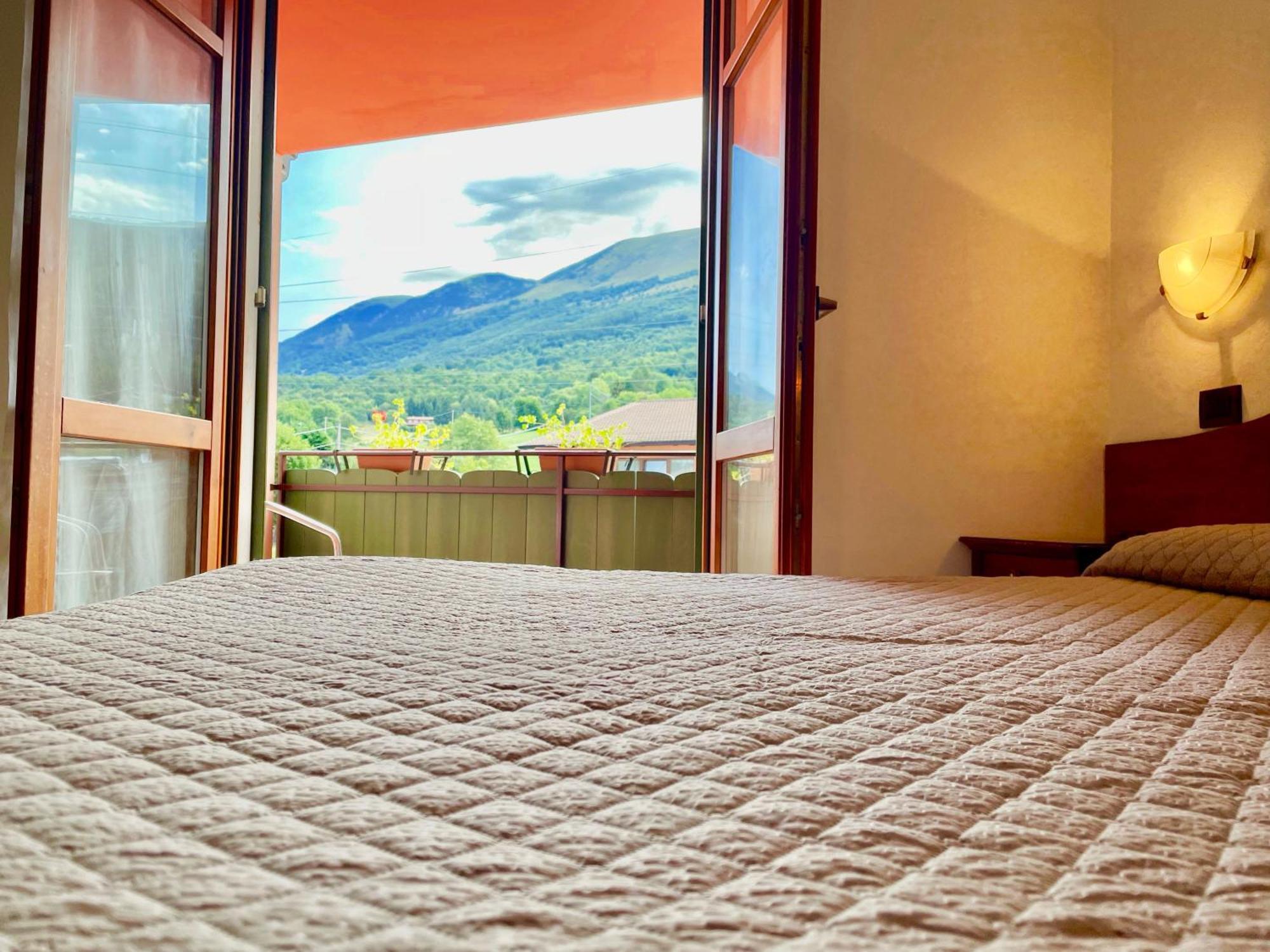 Hotel Edelweiss San Zeno di Montagna Extérieur photo