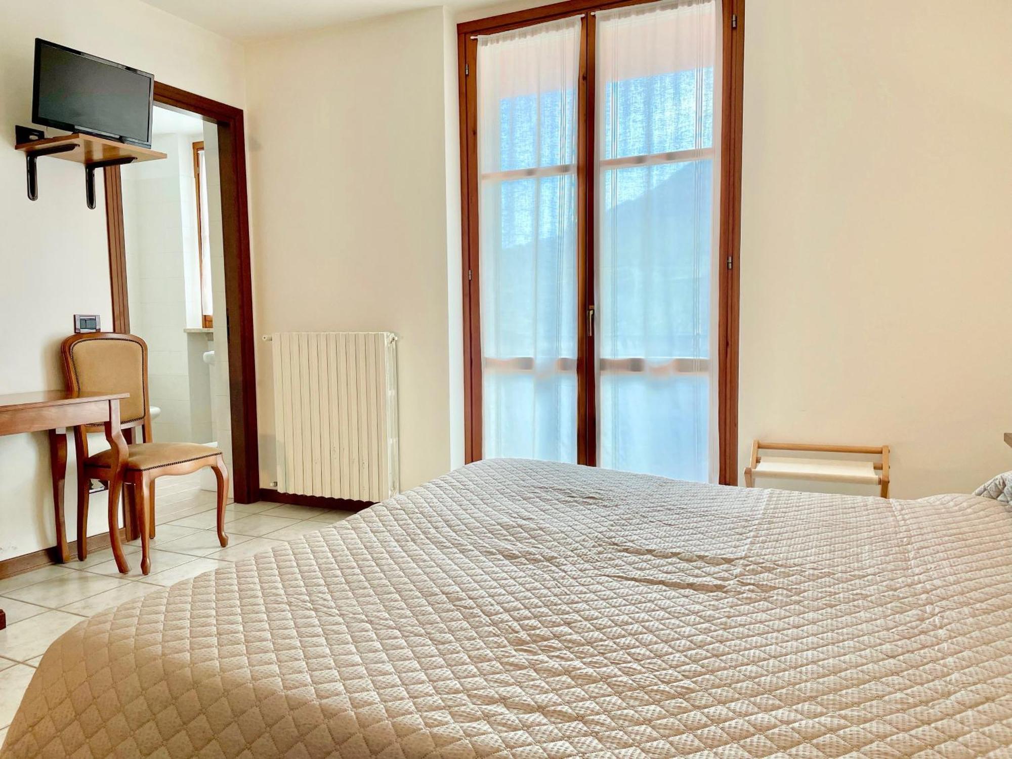 Hotel Edelweiss San Zeno di Montagna Extérieur photo