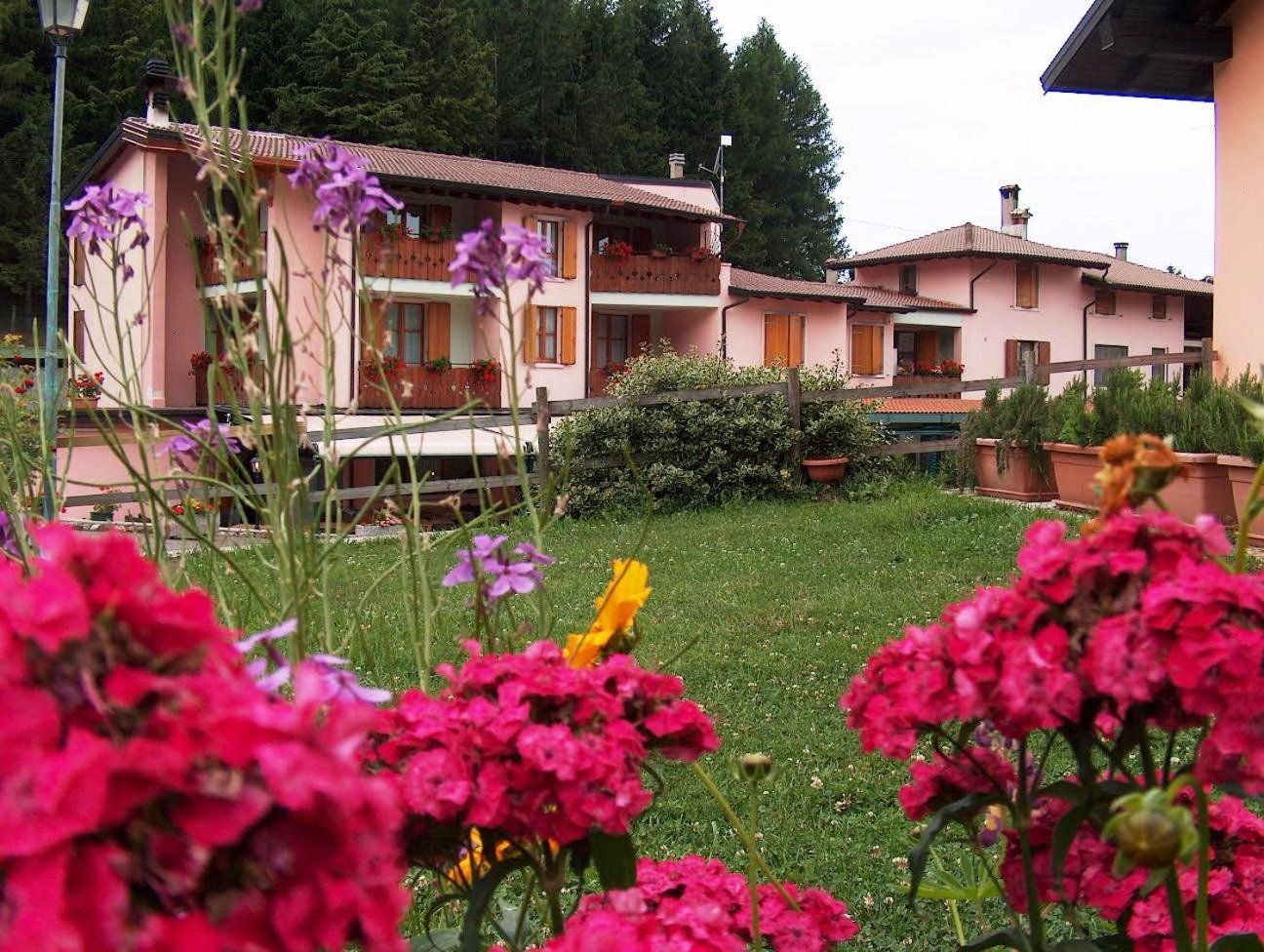 Hotel Edelweiss San Zeno di Montagna Extérieur photo